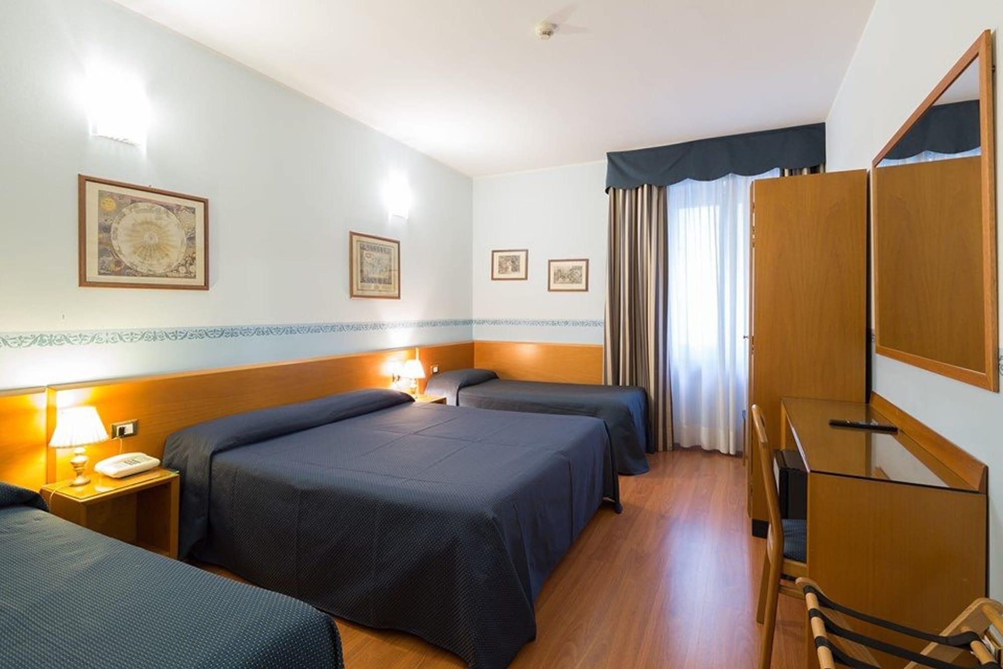 Hotel Terminus & Plaza بيزا المظهر الخارجي الصورة