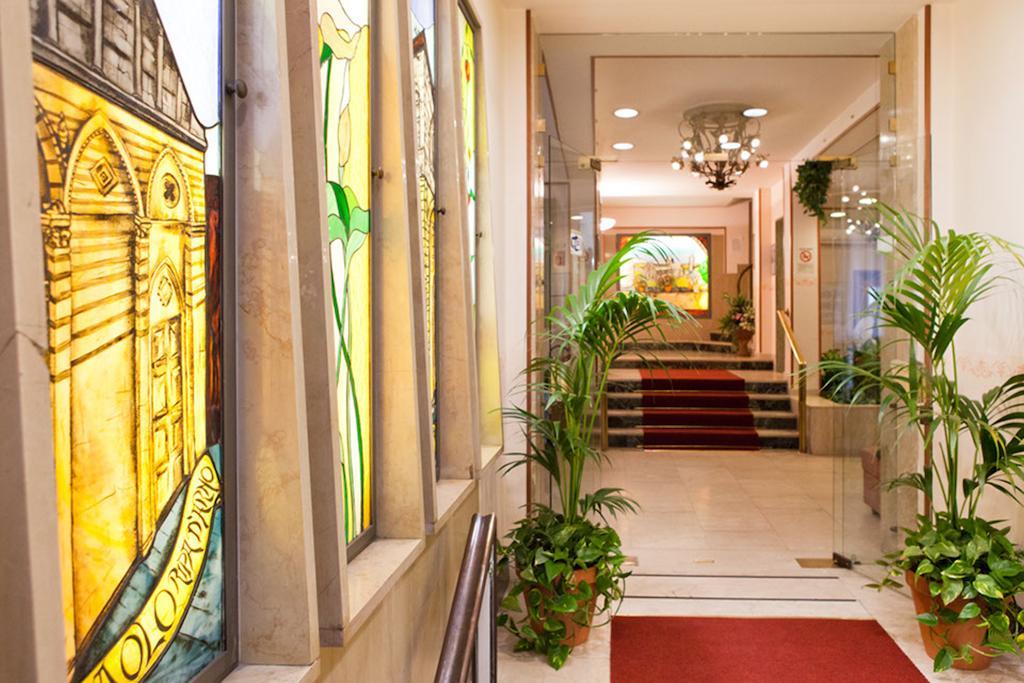 Hotel Terminus & Plaza بيزا المظهر الخارجي الصورة